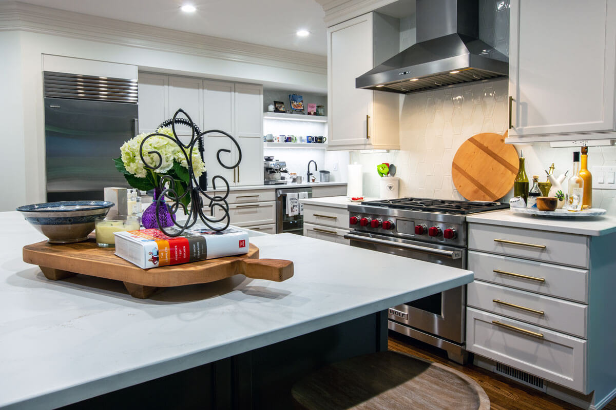 Culinary Opulence: Cheryl Pett's Kitchen Renovation Showcasing Wolf Oven Range Excellence